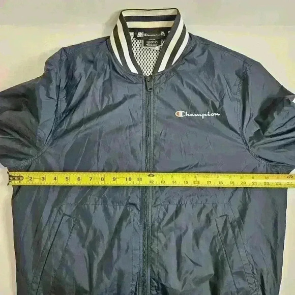 Champion Navy and White Windbreaker Jacket Men's Size Large - Picture 8 of 9